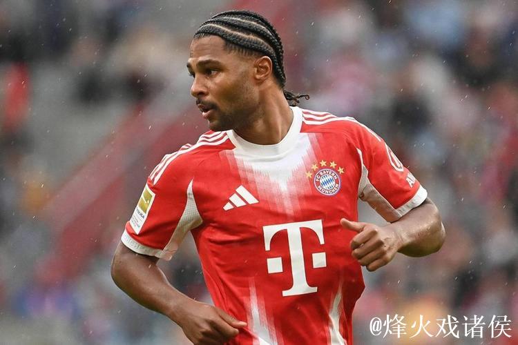 拜仁与格纳布里进行续约谈判 拜仁与格纳布里进行续约谈判